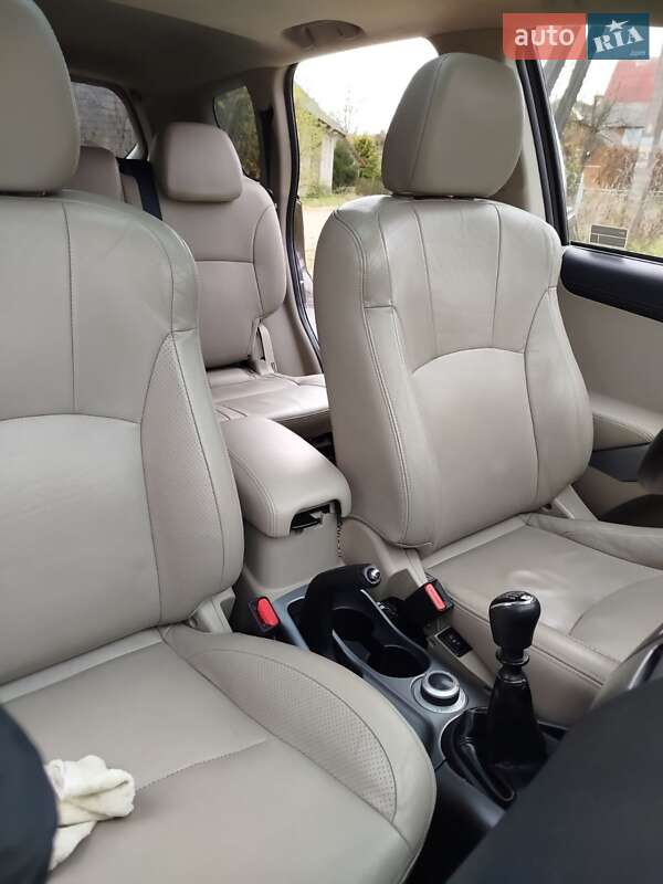 Внедорожник / Кроссовер Mitsubishi Outlander XL 2010 в Самборе фото 16 Внедорожник / Кроссовер Mitsubishi Outlander XL 2010 в Самборе