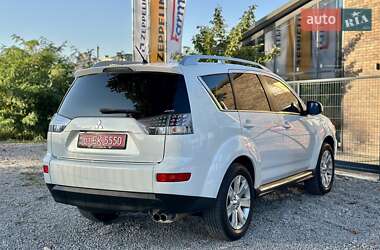 Внедорожник / Кроссовер Mitsubishi Outlander XL 2011 в 
