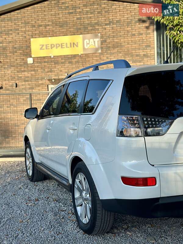 Позашляховик / Кросовер Mitsubishi Outlander XL 2011 в Вінниці фото 16 Позашляховик / Кросовер Mitsubishi Outlander XL 2011 в Вінниці
