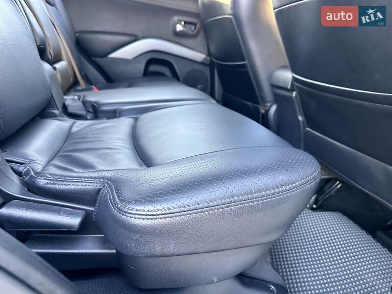 Позашляховик / Кросовер Mitsubishi Outlander XL 2011 в Вінниці фото 30 Позашляховик / Кросовер Mitsubishi Outlander XL 2011 в Вінниці