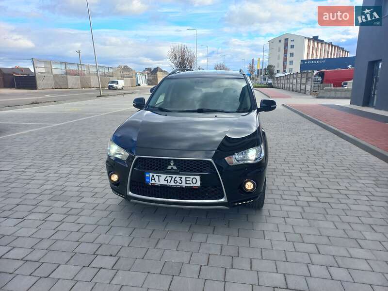 Внедорожник / Кроссовер Mitsubishi Outlander XL 2011 в Ивано-Франковске фото 8 Внедорожник / Кроссовер Mitsubishi Outlander XL 2011 в Ивано-Франковске