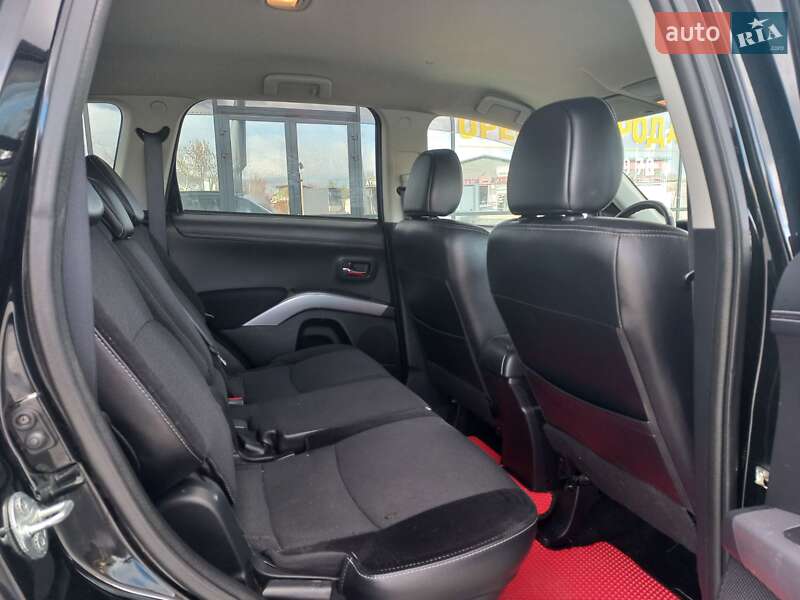 Внедорожник / Кроссовер Mitsubishi Outlander XL 2011 в Ивано-Франковске фото 12 Внедорожник / Кроссовер Mitsubishi Outlander XL 2011 в Ивано-Франковске