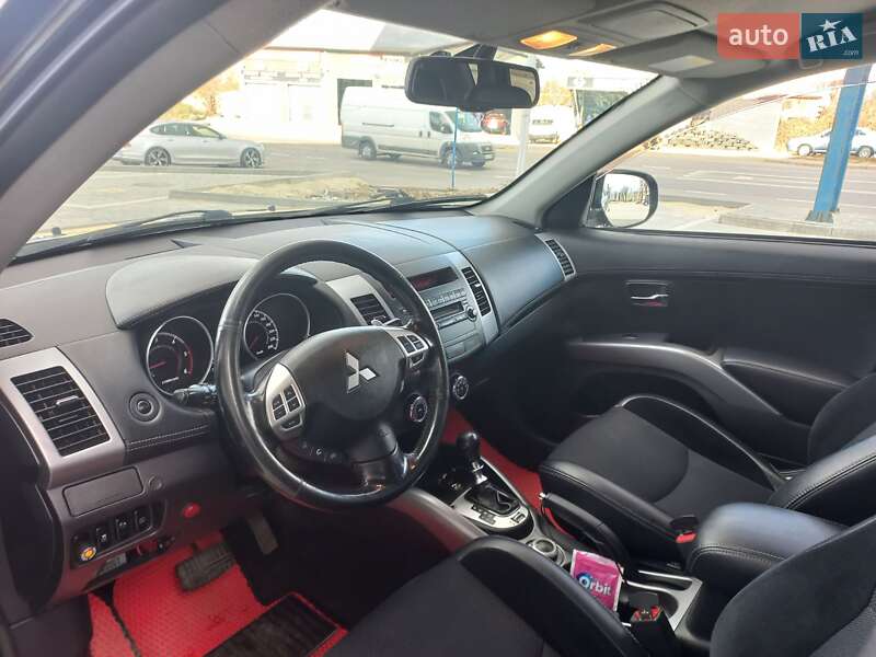 Внедорожник / Кроссовер Mitsubishi Outlander XL 2011 в Ивано-Франковске фото 23 Внедорожник / Кроссовер Mitsubishi Outlander XL 2011 в Ивано-Франковске