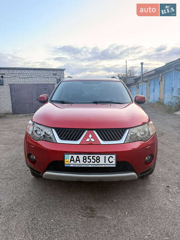 Mitsubishi Outlander XL 2008