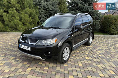 Позашляховик / Кросовер Mitsubishi Outlander XL 2009 в Дніпрі