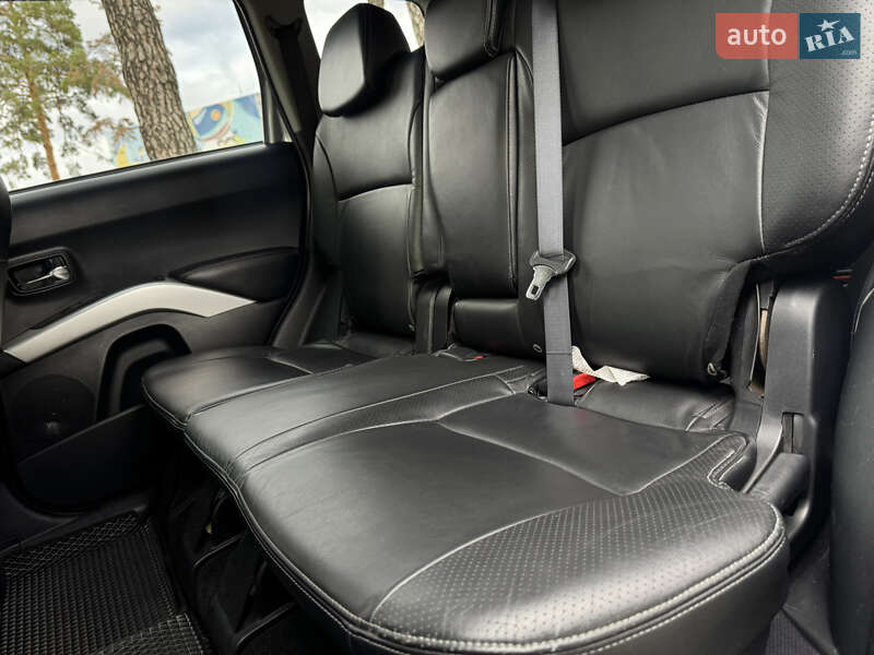 Позашляховик / Кросовер Mitsubishi Outlander XL 2008 в Харкові фото 20 Позашляховик / Кросовер Mitsubishi Outlander XL 2008 в Харкові