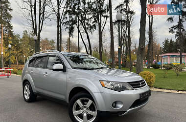 Позашляховик / Кросовер Mitsubishi Outlander XL 2008 в Харкові