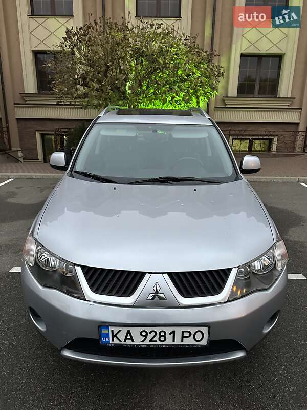 Внедорожник / Кроссовер Mitsubishi Outlander XL 2007 в Киеве фото 4 Внедорожник / Кроссовер Mitsubishi Outlander XL 2007 в Киеве