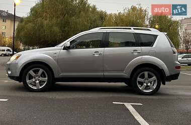Позашляховик / Кросовер Mitsubishi Outlander XL 2007 в Києві