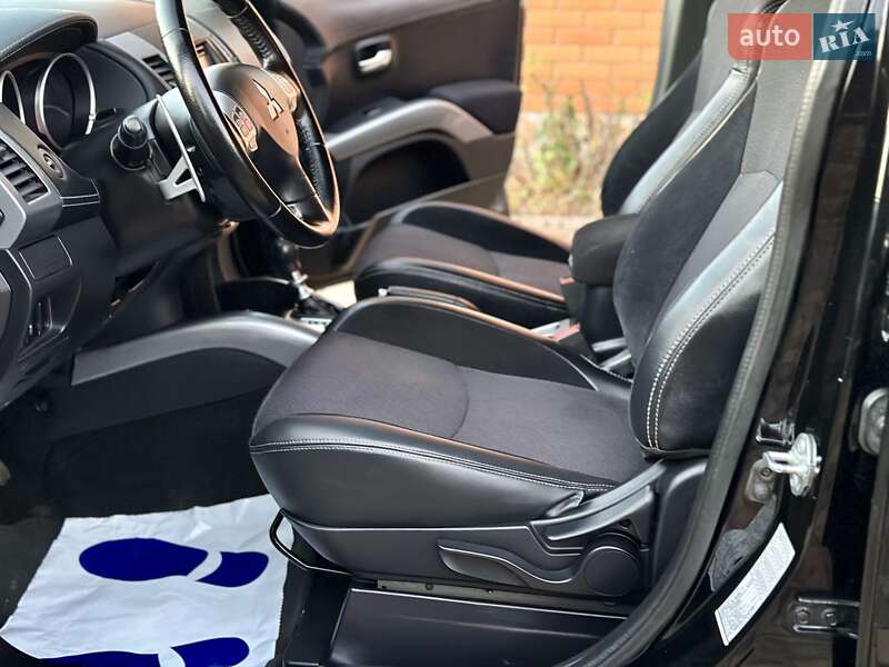 Внедорожник / Кроссовер Mitsubishi Outlander XL 2012 в Владимирце фото 16 Внедорожник / Кроссовер Mitsubishi Outlander XL 2012 в Владимирце