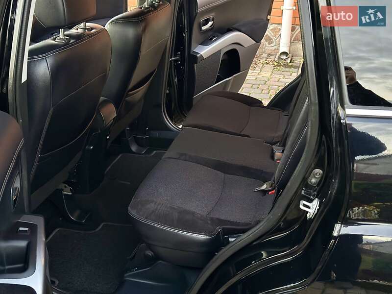 Внедорожник / Кроссовер Mitsubishi Outlander XL 2012 в Владимирце фото 30 Внедорожник / Кроссовер Mitsubishi Outlander XL 2012 в Владимирце