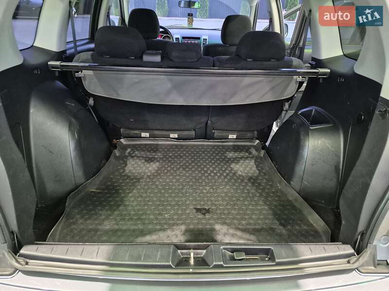 Позашляховик / Кросовер Mitsubishi Outlander XL 2007 в Одесі фото 75 Позашляховик / Кросовер Mitsubishi Outlander XL 2007 в Одесі