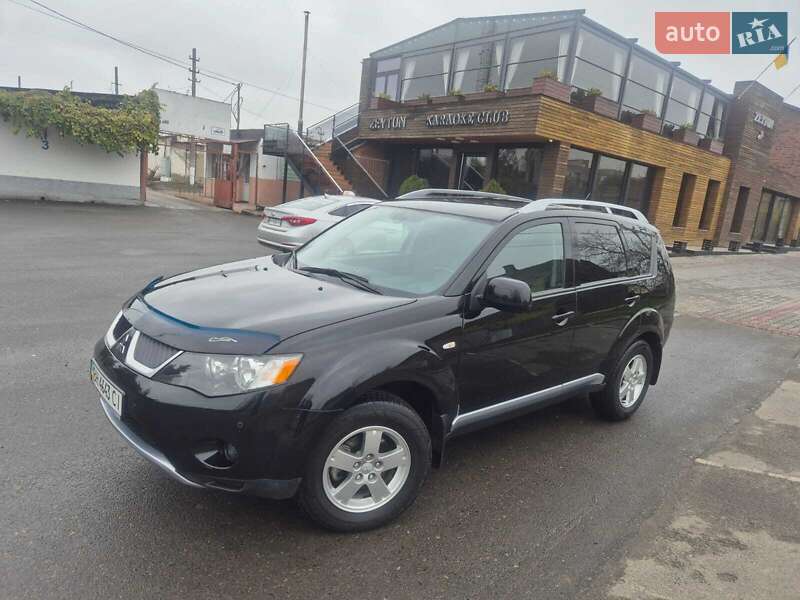 Внедорожник / Кроссовер Mitsubishi Outlander XL 2008 в Измаиле фото 20 Внедорожник / Кроссовер Mitsubishi Outlander XL 2008 в Измаиле