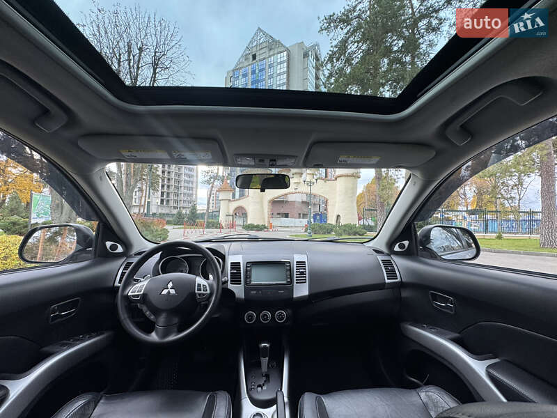 Внедорожник / Кроссовер Mitsubishi Outlander XL 2008 в Харькове