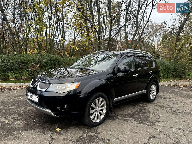 Позашляховик / Кросовер Mitsubishi Outlander XL 2007 в Одесі