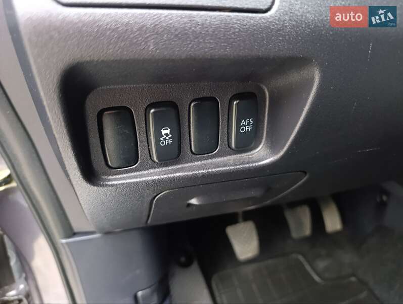 Позашляховик / Кросовер Mitsubishi Outlander XL 2010 в Теофіполі