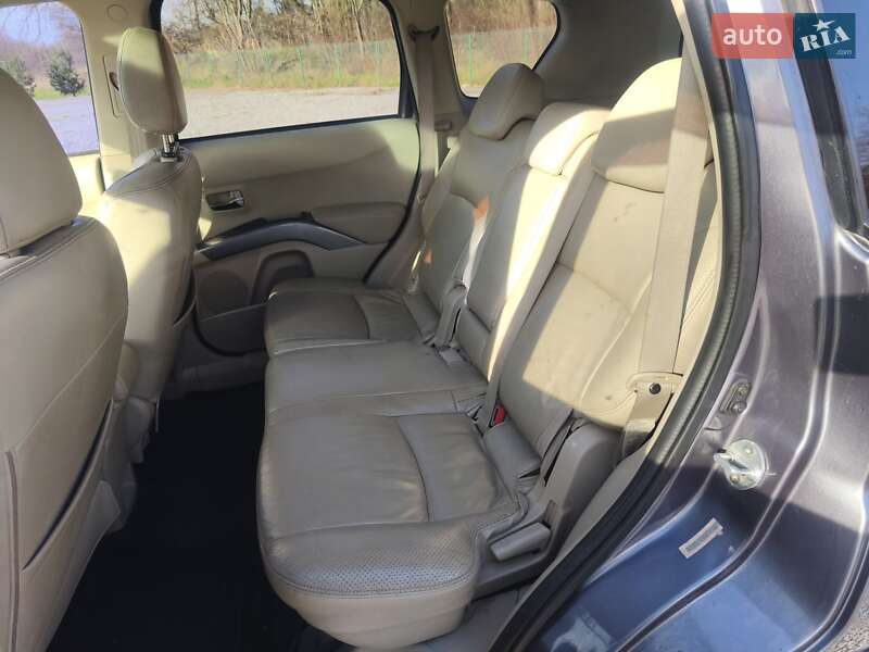 Внедорожник / Кроссовер Mitsubishi Outlander XL 2008 в Львове фото 12 Внедорожник / Кроссовер Mitsubishi Outlander XL 2008 в Львове
