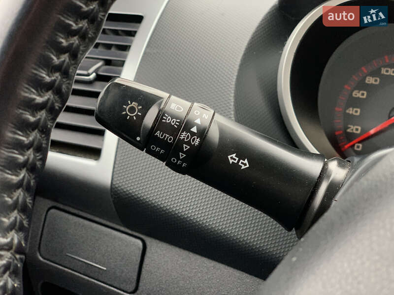 Позашляховик / Кросовер Mitsubishi Outlander XL 2009 в Бердичеві фото 45 Позашляховик / Кросовер Mitsubishi Outlander XL 2009 в Бердичеві