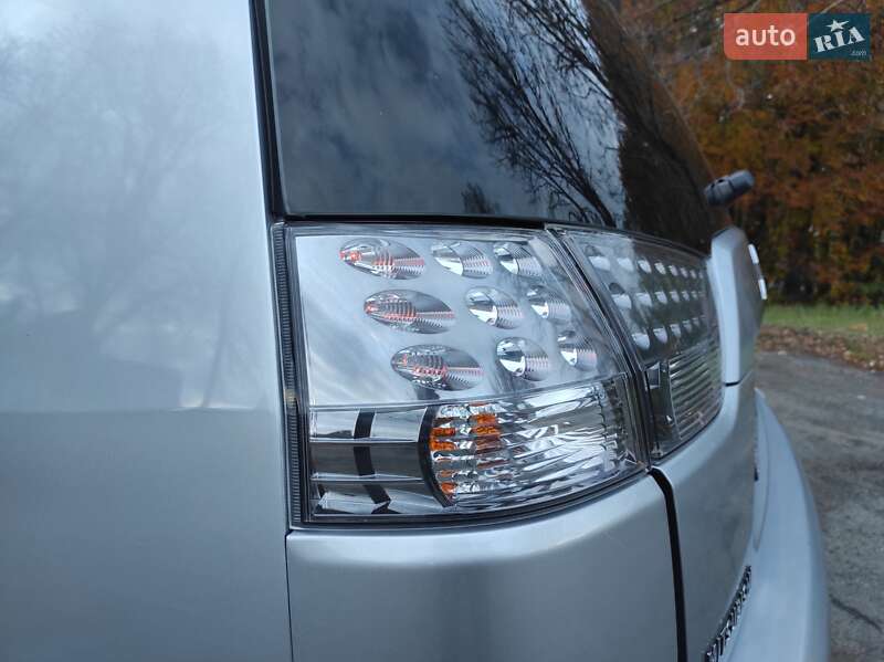 Внедорожник / Кроссовер Mitsubishi Outlander XL 2007 в Хмельницком