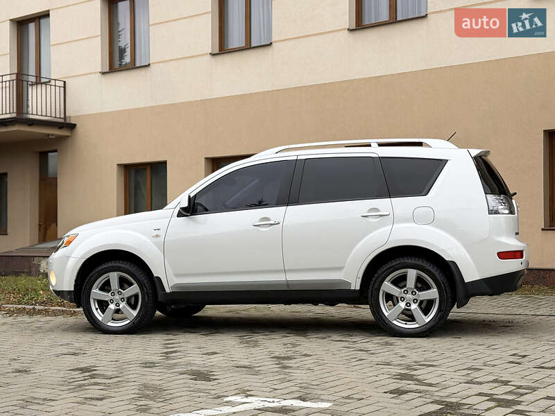 Внедорожник / Кроссовер Mitsubishi Outlander XL 2008 в Харькове