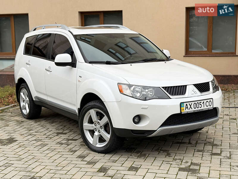 Внедорожник / Кроссовер Mitsubishi Outlander XL 2008 в Харькове