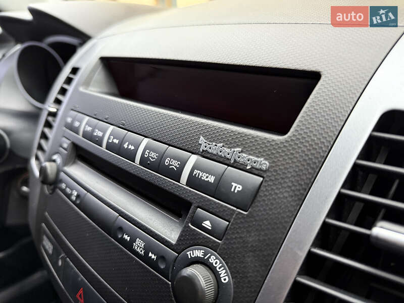 Внедорожник / Кроссовер Mitsubishi Outlander XL 2008 в Харькове