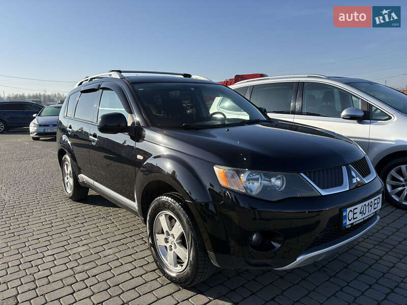 Внедорожник / Кроссовер Mitsubishi Outlander XL 2007 в Черновцах