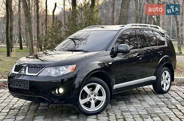 Внедорожник / Кроссовер Mitsubishi Outlander XL 2008 в Киеве