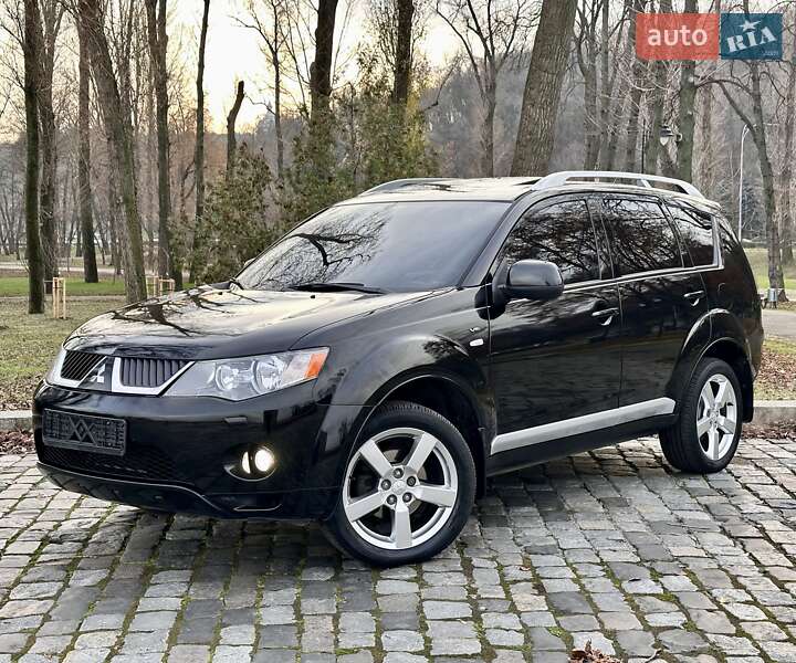 Mitsubishi Outlander XL 2008