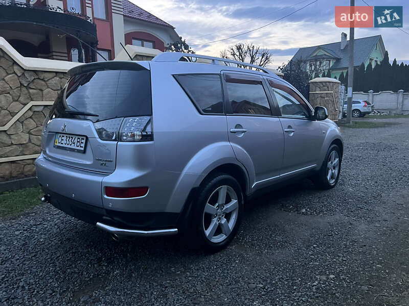 Внедорожник / Кроссовер Mitsubishi Outlander XL 2007 в Черновцах