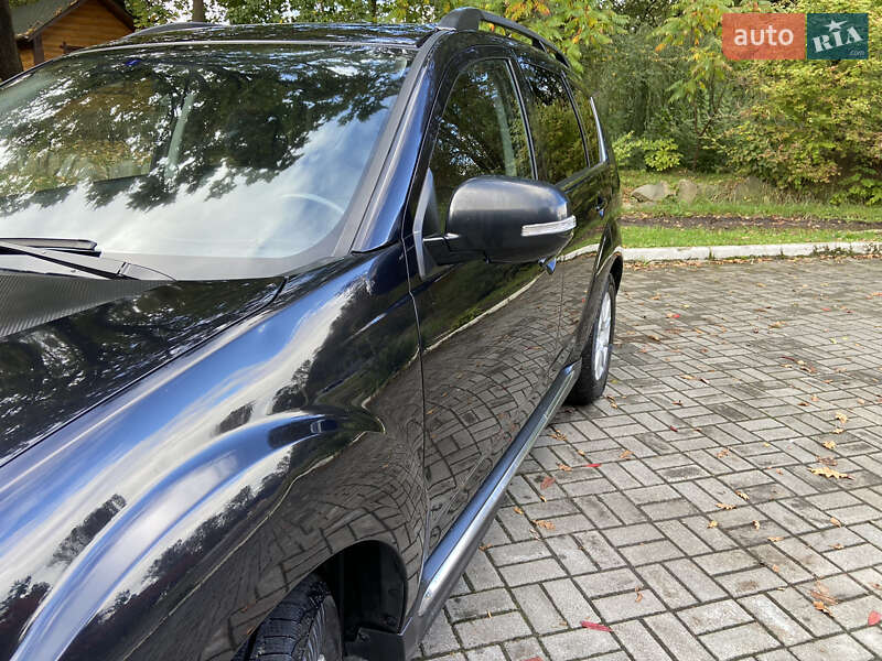 Позашляховик / Кросовер Mitsubishi Outlander XL 2011 в Дрогобичі