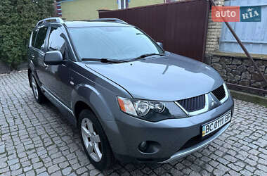 Внедорожник / Кроссовер Mitsubishi Outlander XL 2009 в Виннице