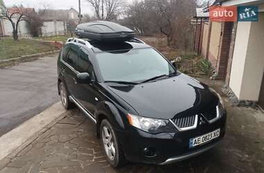 Позашляховик / Кросовер Mitsubishi Outlander XL 2008 в Дніпрі