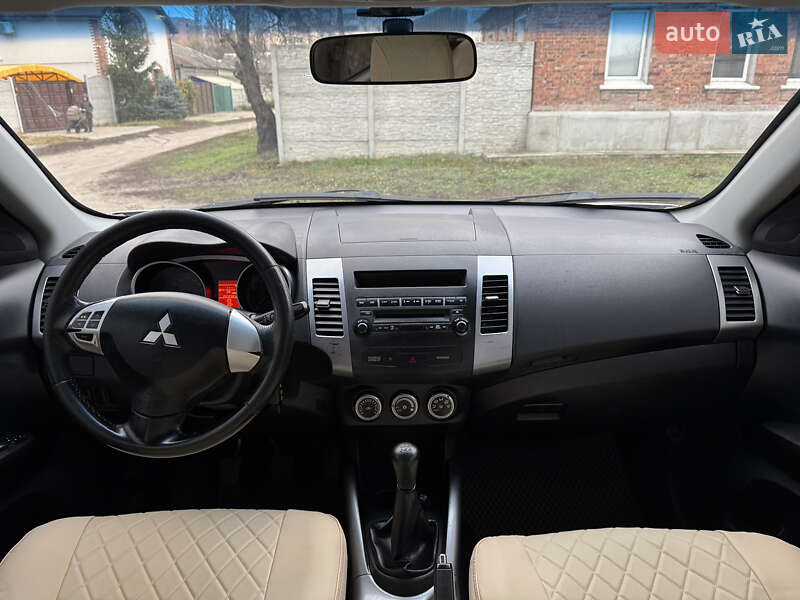 Внедорожник / Кроссовер Mitsubishi Outlander XL 2008 в Харькове фото 9 Внедорожник / Кроссовер Mitsubishi Outlander XL 2008 в Харькове