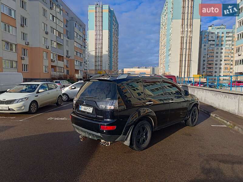 Внедорожник / Кроссовер Mitsubishi Outlander XL 2008 в Киеве