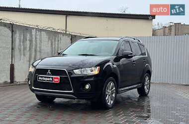 Внедорожник / Кроссовер Mitsubishi Outlander XL 2011 в Запорожье