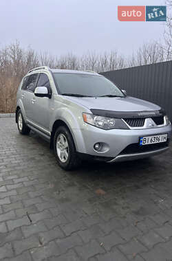 Позашляховик / Кросовер Mitsubishi Outlander XL 2009 в Полтаві
