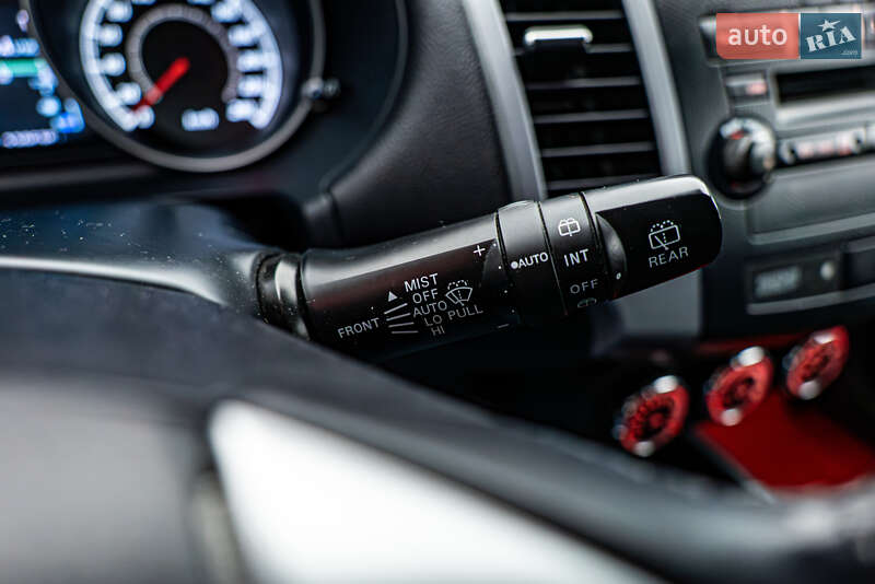 Внедорожник / Кроссовер Mitsubishi Outlander XL 2010 в Киеве фото 15 Внедорожник / Кроссовер Mitsubishi Outlander XL 2010 в Киеве