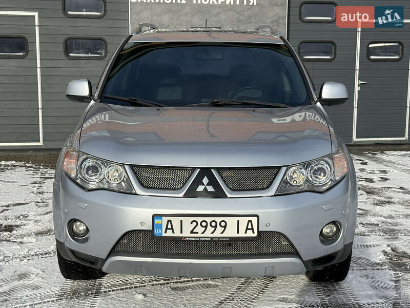 Внедорожник / Кроссовер Mitsubishi Outlander XL 2007 в Киеве