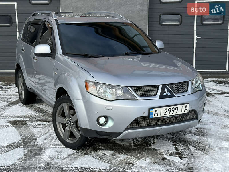 Внедорожник / Кроссовер Mitsubishi Outlander XL 2007 в Киеве