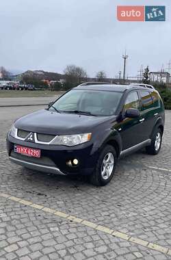 Внедорожник / Кроссовер Mitsubishi Outlander XL 2007 в Мукачево