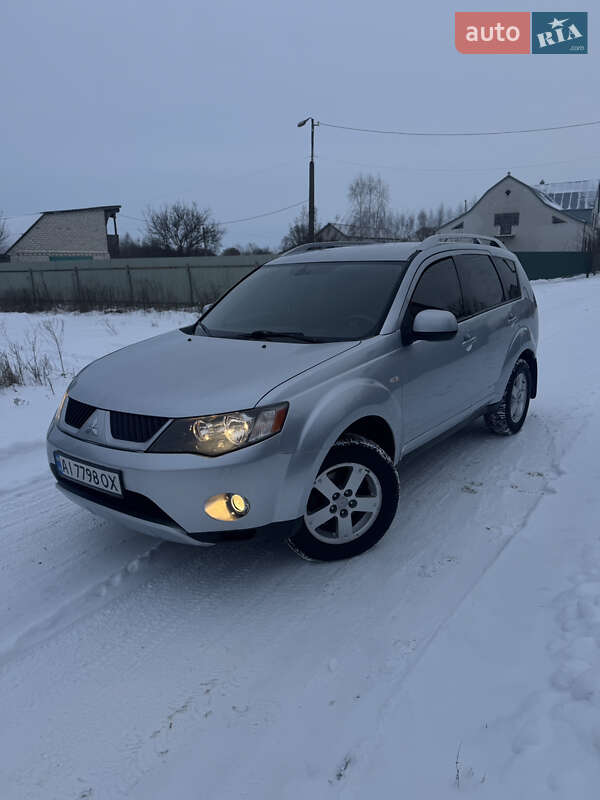Mitsubishi Outlander XL 2008