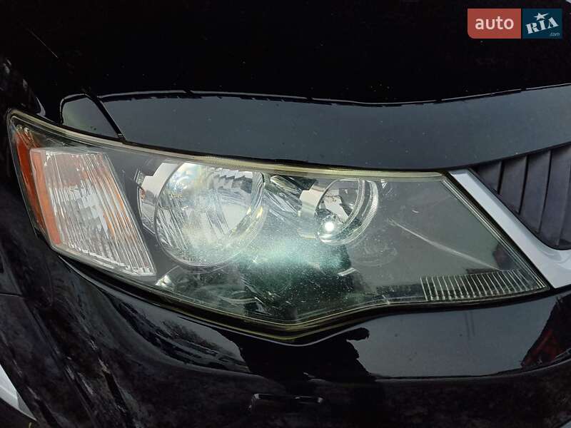 Позашляховик / Кросовер Mitsubishi Outlander XL 2008 в Вінниці