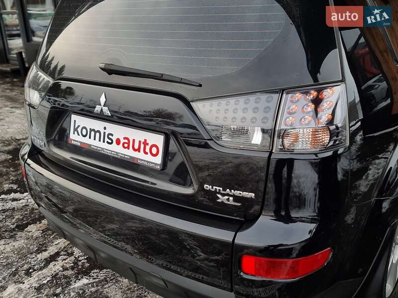 Позашляховик / Кросовер Mitsubishi Outlander XL 2008 в Вінниці