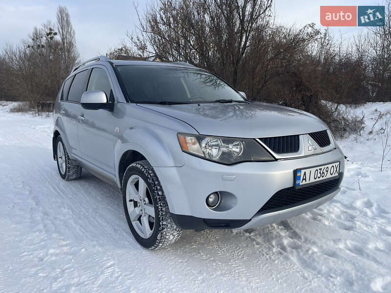 Mitsubishi Outlander XL 2008