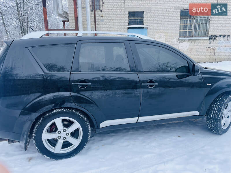 Внедорожник / Кроссовер Mitsubishi Outlander XL 2008 в Лозовой