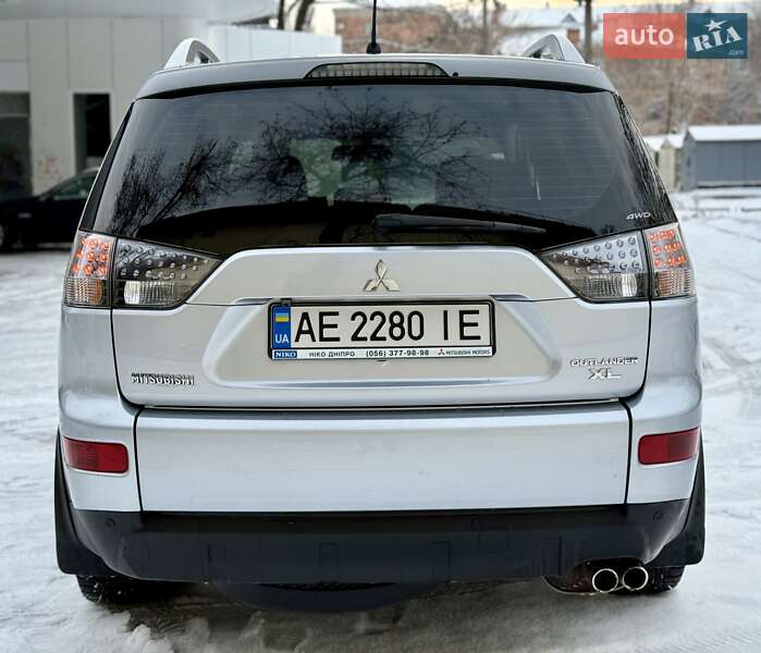 Внедорожник / Кроссовер Mitsubishi Outlander XL 2007 в Днепре