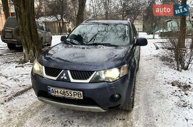 Позашляховик / Кросовер Mitsubishi Outlander XL 2007 в Краматорську