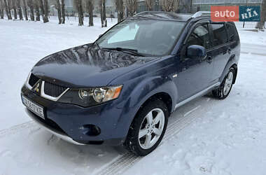 Позашляховик / Кросовер Mitsubishi Outlander XL 2008 в Черкасах