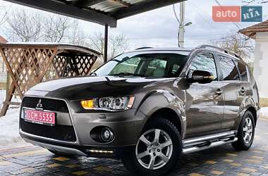 Внедорожник / Кроссовер Mitsubishi Outlander XL 2011 в Бориславе